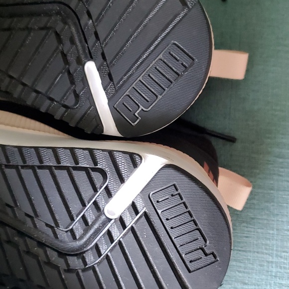 Puma Soft Foam Sneakers - Picture 9 of 9